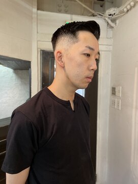 ビーバイエイトジェンツ(Bee by EIGHT GENTS) スペインカール/韓国マッシュ/スパイキーショート/南堀江