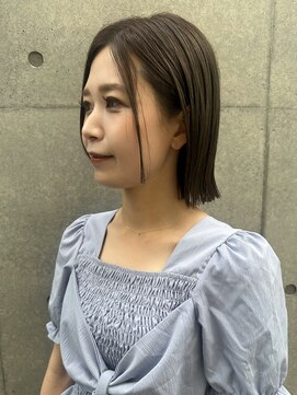 スミス 上野(smith) 切りっぱなしボブオリーブベージュダブルカラー