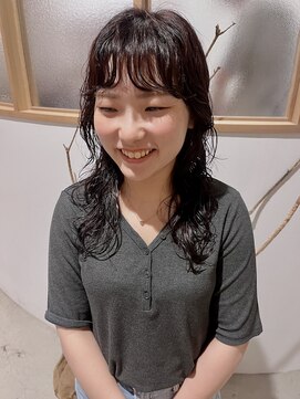 シキ(SHIKI) ロングパーマ