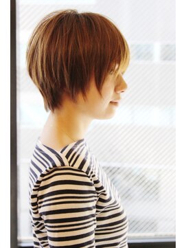 レウナ 外苑前(Reuna) 【30代40代50代】カットで決まる大人可愛いマッシュショート