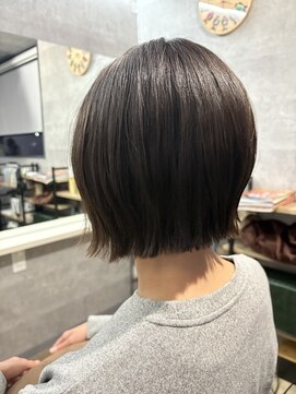 切りっぱなし×レイヤーボブ