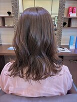 アストラール雅(astrale)&nbsp;ゆる巻きミディアムヘア