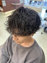 シー 白楽町エスパーク店(she.) シャドウパーマ