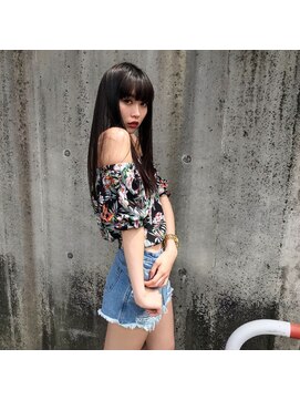 トロニー(TLONY) TLONY渋谷hori黒髪赤リップぱっつんロング