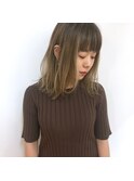 ホワイトベージュグラデーション