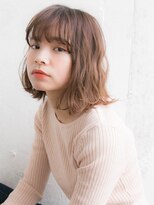 ルティア(Lutia) ベージュブラウン、ゆるふわ巻き、髪質改善
