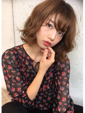 ラムデリカ(LUMDERICA) 若く見える髪型 ゆるふわボブ