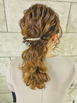 アストラール 大曽根店(astrale) 波ウェーブローポニー