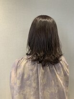 リリ(Liri material care salon by JAPAN) ニュアンスカールの、レイヤーミディアム