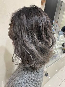 アヴァンス 深井店(AVANCE.) グレイアッシュ×グラデーションカラー×透明感