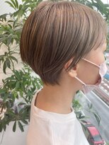 グーフィートーキョー 銀座(Goofy Tokyo)&nbsp;ショートカット/イルミナカラー/カーキグレージュ/ブリーチ一回