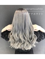 バトー(bAteAu)&nbsp;ホワイト、インナー、エクステ、グラデーション、ハイライト