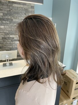 ディア(Dia) ブリーチなし!アディクシーカラーで透明感抜群くすみアッシュ☆