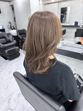 エンディアリング 東銀座(Endearing) ウルフ/マチルダボブ/ピンクベージュ/インナーグレージュ/東銀座