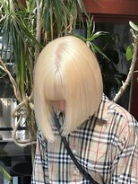 ヲタク(wotaku.)&nbsp;ホワイトブロンド抜きっぱなしブリーチトリプルカラーハイトーン