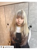 プルエクステ10代20代ハイトーンレイヤーカット裾カラーホワイト