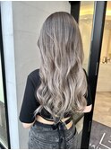 シルバーベージュバレイヤージュ