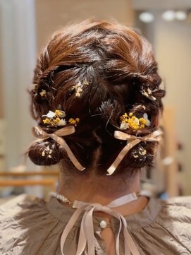 ツインヘア　～結婚式お呼ばれヘアアレンジ～