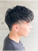 小顔効果◎冬カラー×ニュアンスパーマメンズ