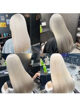 バトー(bAteAu)&nbsp;ホワイトブリーチ、ダブルカラー、ケアブリーチ、ホワイトヘア