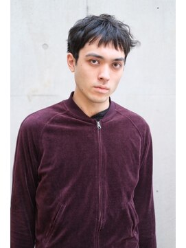 ブークル(boucle) 外国人風ショート フリンジカット ベリーショート