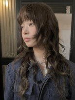 アンプラグド(unplugged) 暗め透明感オリーブカラー