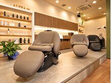 アルファ 深井店(ALPHA)の雰囲気（体をゆったり預けられるシャンプー台で、癒やしのひととき♪）