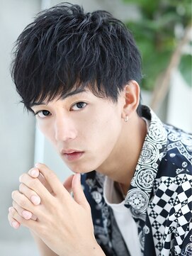 リップス 池袋(LIPPS) ソフトツーブロック テクノ サイドパートマッシュ