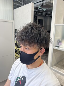 キートス(Kiitos) パサつかないエアリー　ツイストスパイラルパーマ