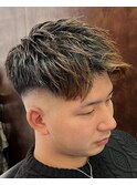 アップバングスキンフェード