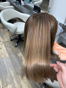 リーホリエ(Lee Horie) 【Gyo】切れ毛ゼロ！髪質改善ストレート