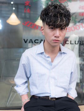 エフエム 明大前(FM) バーバー ツイストスパイラルフェード