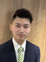 リバティシェアバーバー 銀座(LIBERTY SHARE BARBER) アシンメトリーフェードレザーライン＋