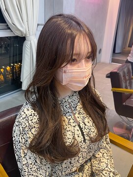 リノショアーズ 元町店(RINOSHORES) 韓国風エギョモリくびれ外巻き大人可愛い小顔シースルーバング