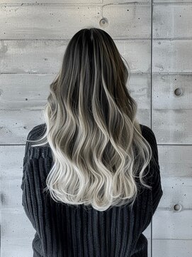 ネハス ナガオカ(nehus.nagaoka) バレイヤージュ/ブリーチ/こなれミディ/アンブレラカラー