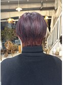 ショートヘア　カシスレッド　ブラックローライト