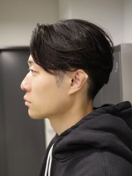 ロウ 銀座(RAW) 刈り上げセンターパート