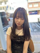 スリーヌーン(THREE noon)&nbsp;グレージュ×レイヤーカット