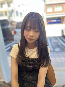 スリーヌーン(THREE noon) グレージュ×レイヤーカット