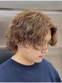 渋谷サーフカール波巻きスパイラルパーマメンズボブウルフカット
