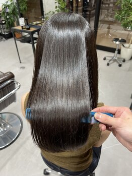 コルテ 反町店(corte)の写真/カラー・パーマのモチをよくするトリートメントメニュー多数ご用意♪毛先まで潤うヘアに![反町駅徒歩2分]