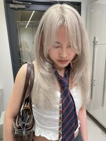 ソル 栄矢場町(SOL)&nbsp;ハッシュカット/ホワイトカラー/ホワイトベージュ