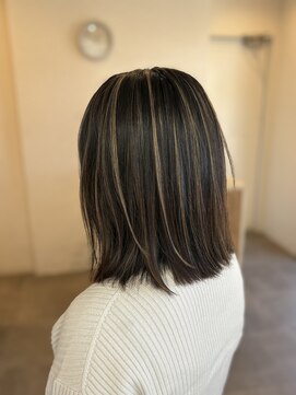 リングバイモアムー(Ring by Moremuu) ハイライトカラーブリーチカラー