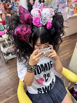 ヘアセットアップス(UP's) スジ盛り可愛い♪『体育祭スジ盛りツイン』ハデで目立つ♪