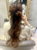 クロムス 梅田茶屋町店(clomus)&nbsp;【clomus】ハーフアップ　梅田 茶屋町