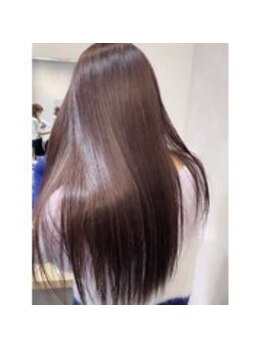 ボンドストーリー 那覇おもろまち店(Bond Story)の写真/【髪質改善導入サロン】ツヤ×指通りサラサラ髪へ。傷んだ髪も、潤い溢れる仕上がりに♪