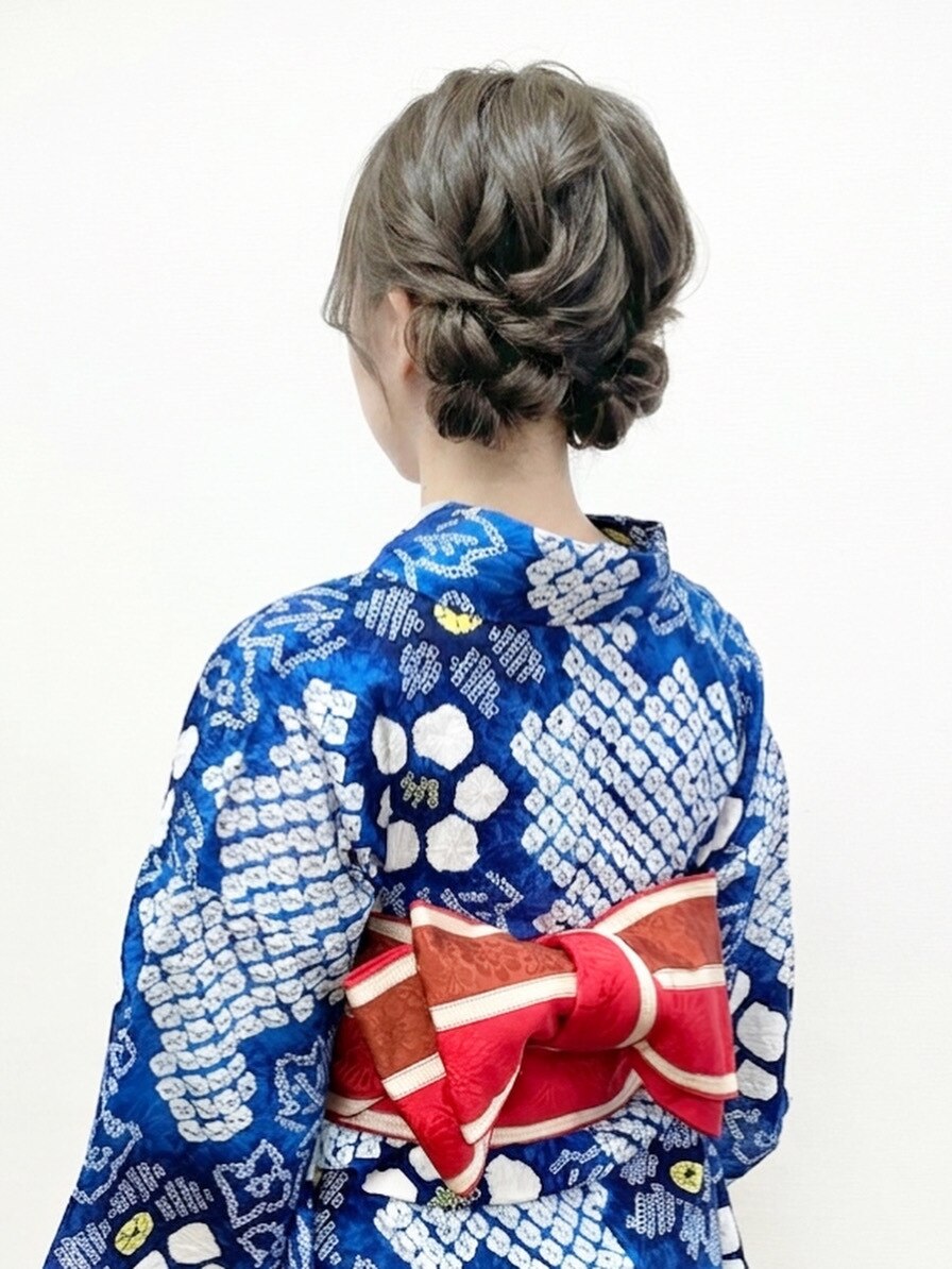 2026年夏】レトロの髪型・ヘアアレンジ｜人気順｜ホットペッパー