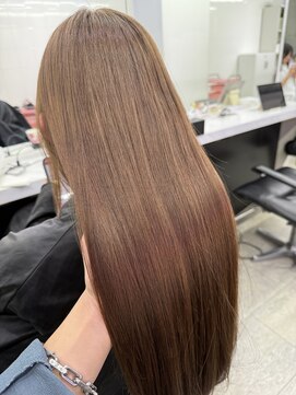 グロウ 渋谷(grow) 髪質改善で湿気と広がりを抑えよう☆