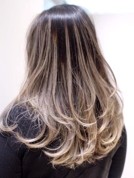 アルバム 銀座(ALBUM GINZA) バレイヤージュ_アッシュブラウンネオウルフ外ハネボブ_ba275242