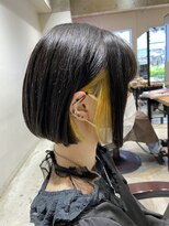 イエロー×インナーカラー ×ボブ
